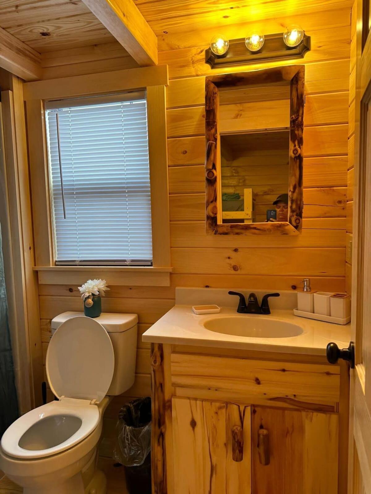 Get-Away Cabin In Surf City W Loft And Parking Exterior foto